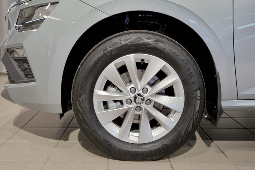 Bild 3 av Škoda Kamiq SELECTION 1,0 TSI 116 HK 7 VXL DSG