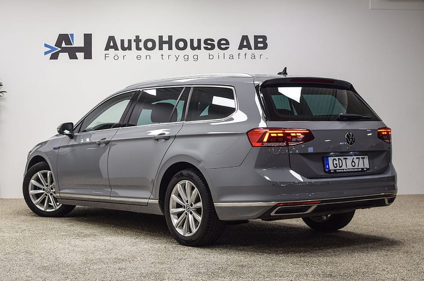 Bild 2 av Volkswagen Passat Sportscombi GTE Värmare Cockpit Drag B-kamera 4,99%