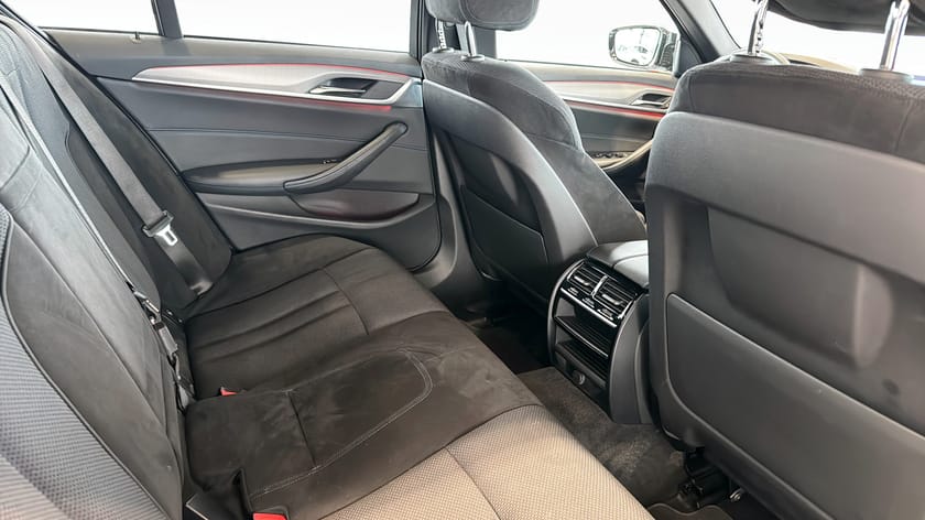 Bild 5 av BMW 530e iPerformance Sedan M-Sport 252hk