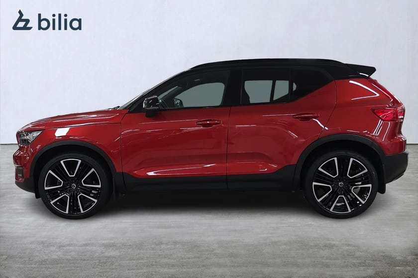 Bild 3 av Volvo XC40 B4 AWD Bensin R-Design / Dragkrok/ 360Kamera/HarmanKardon