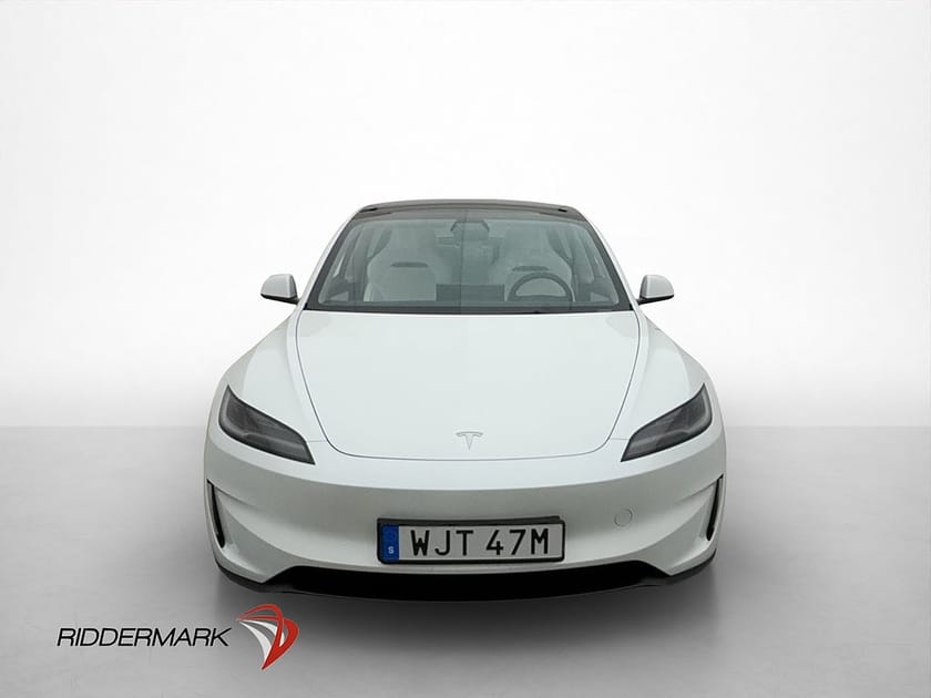 Bild 2 av Tesla Model 3 Performance