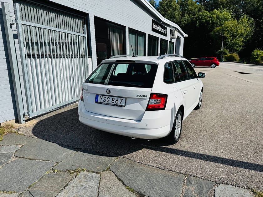 Bild 3 av Škoda Fabia Kombi Skoda 1.0 TSI 95HK COMBI STYLE / EN BRUKARE