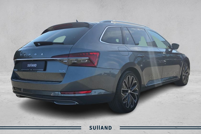 Bilde 5 av Škoda Superb Stasjonsvogn 2.0 TDI 200 hk 4x4 DSG L&K / Canton / Krok / ACC