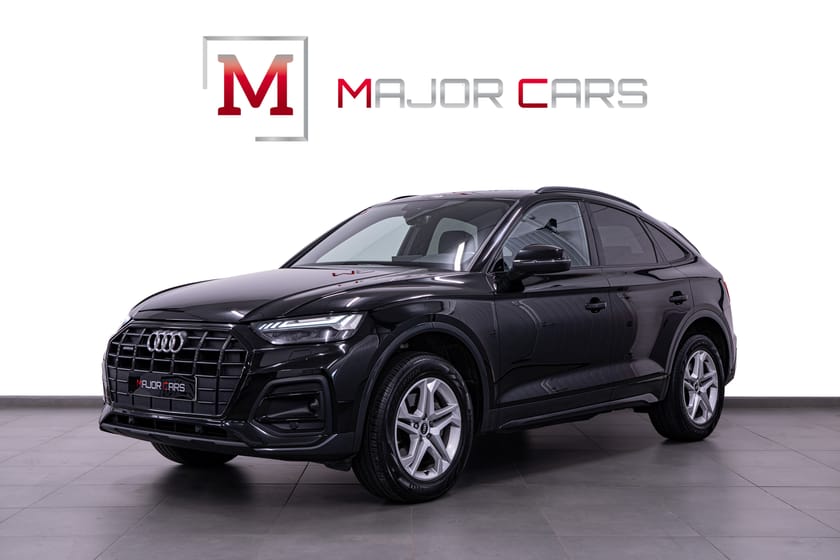 Bild 1 av Audi Q5 Sportback 40 TDI quattro MOMS Cockpit Matrix SvartOptik Drag