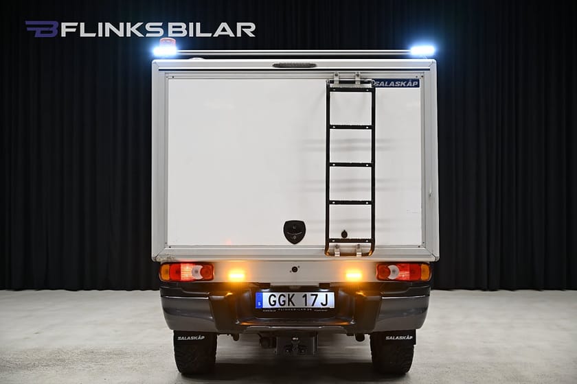 Bild 5 av Toyota Hilux Extra Cab 2.4 AWD 150HK Servicebil|Kåpa|Clayton|Leasbar|SeUtr!!