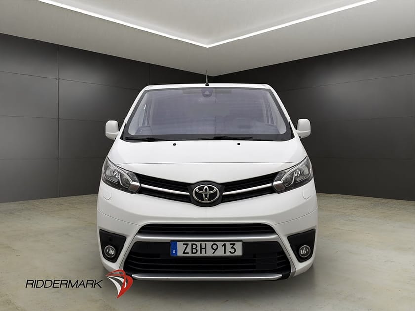 Bild 5 av Toyota Proace Verso Lång 177hk Ny-Kamrem Värm Drag El-Dörrar