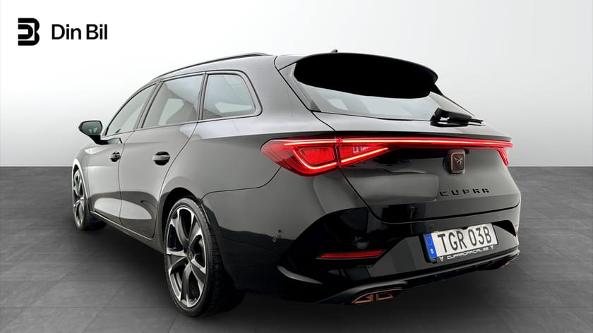 Bild 3 av CUPRA Leon Sportstourer e-Hybrid VZ 1.4 TSI 245 hk DSG6 Laddhybrid