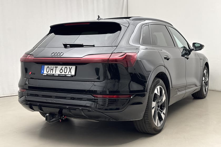 Bild 3 av Audi Q8 55 e-tron quattro (408hk) S Line Panorama 360