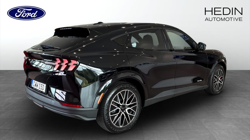 Bild 2 av Ford Mustang Mach-E Long Range Premium RWD 276hk