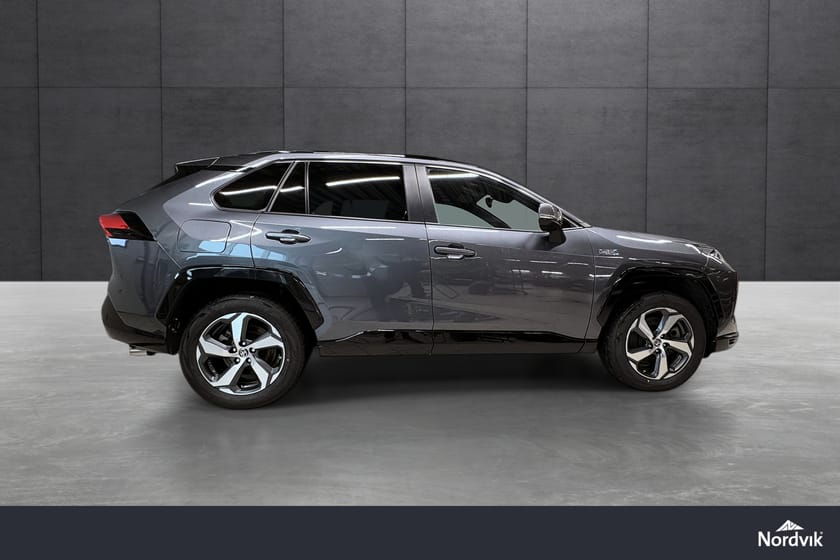 Bilde 4 av Toyota RAV4 Plug-in Hybrid Active Tech / Ryggekamera / Rentekampanje 1,95%