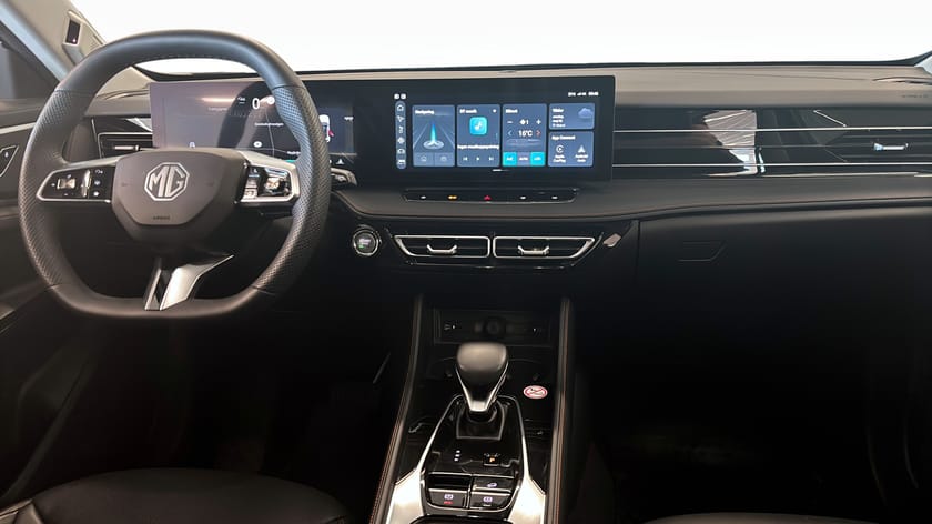 Bild 4 av MG HS PHEV LUXURY PLUG-IN // 0% RÄNTA