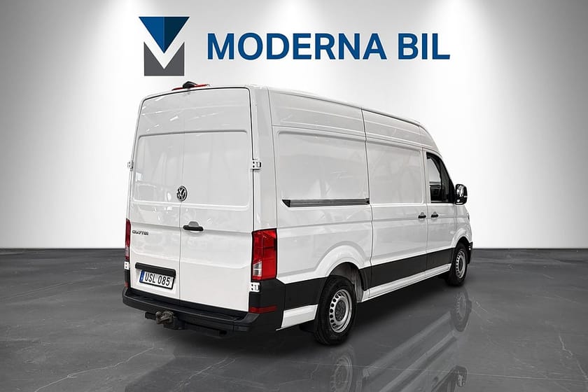 Bild 5 av Volkswagen Crafter 35 2.0 TDI 177hk L2H2 Aut Dragkrok D-värm Bkam Nyservad
