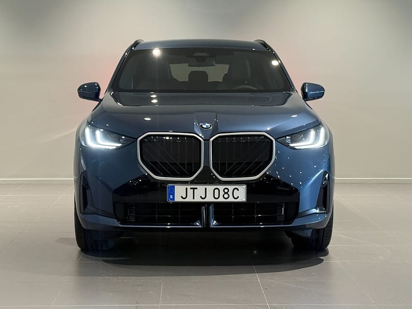 Bild 2 av BMW X3 20 xDrive M Sport Drag Värmare H/K Premium-pkt 19"