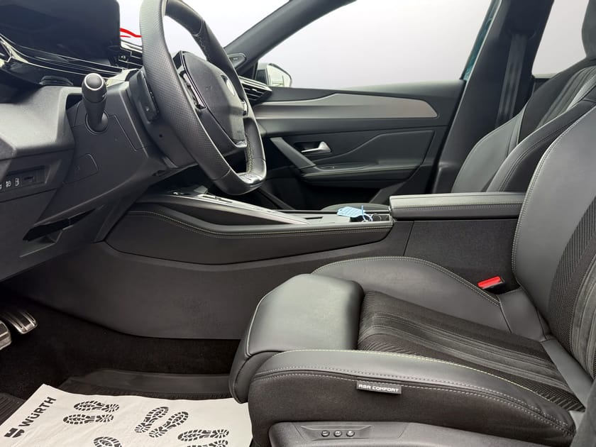 Bild 5 av Peugeot 408 Plug-In Hybrid 225 GT AUT/DRAG/NAVI/FOCAL/KAMERA/ELSTOL/MASSAGE