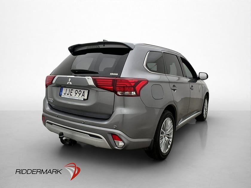 Bild 4 av Mitsubishi Outlander PHEV AWD Business x Drag 360° Skinn