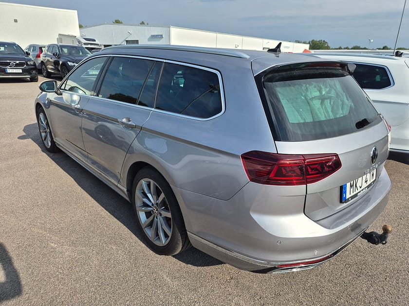 Bild 2 av Volkswagen Passat Sportscombi 4MOTION R-LINE 200HK 4x4