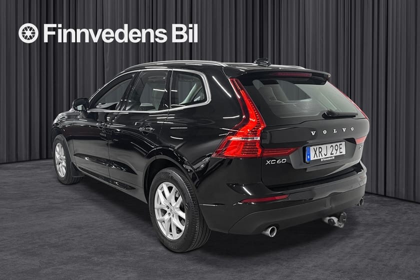 Bild 2 av Volvo XC60 D4 AWD Mom Adv*SKINN/DRAG/NAV/KAMERA/S&V-hjul*