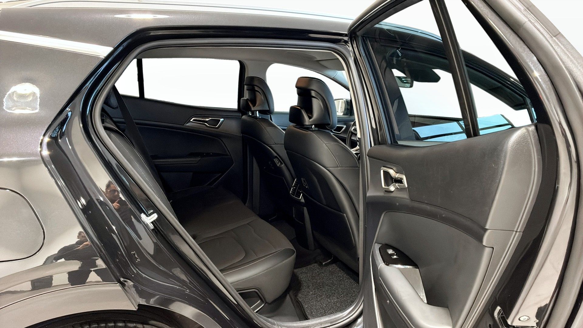 Kia Sportage PHEV 2023, bild 5/10