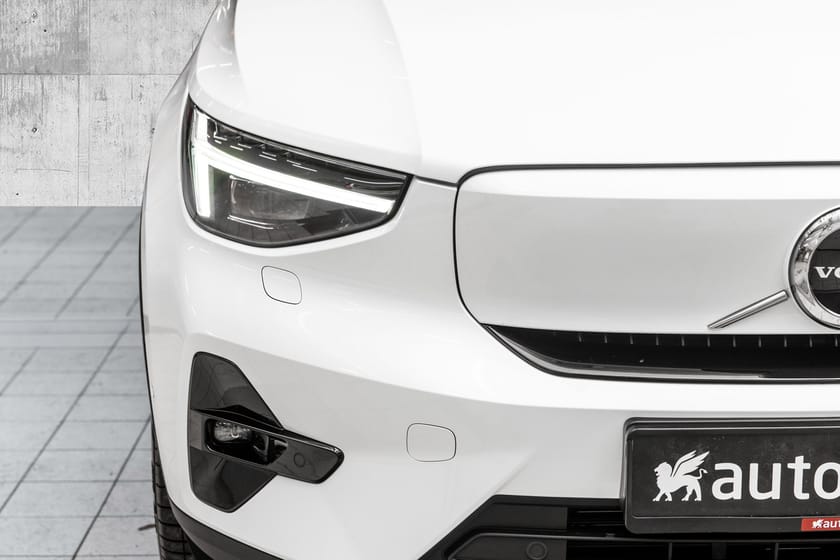 Bilde 3 av Volvo EX40 Twin Motor Performance Ultra Pixel-LED Hengerfeste H/K