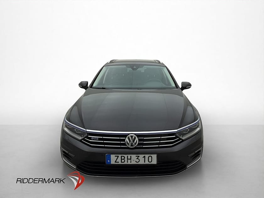 Bild 2 av Volkswagen Passat Variant GTE 218hk Executive Pano Värm Kamera Drag