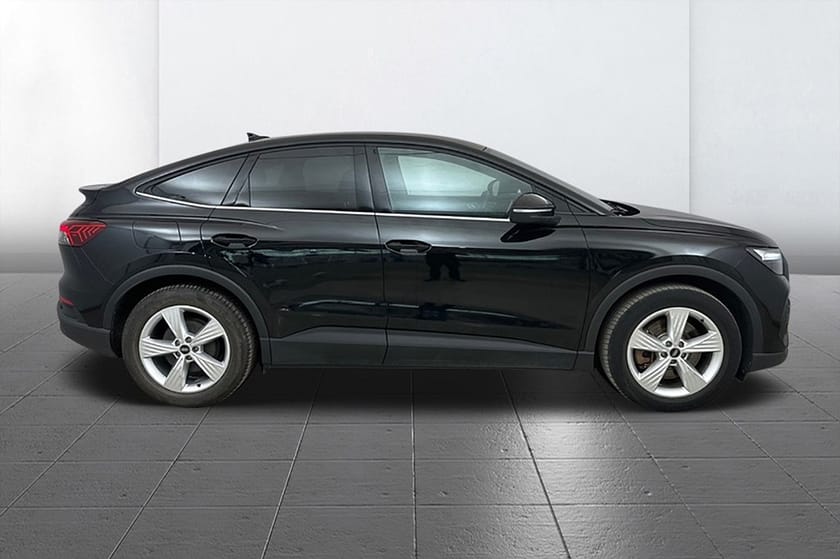 Bild 4 av Audi Q4 40 Sportback e-tron Proline Komfort Kamera Assistanspkt 204hk