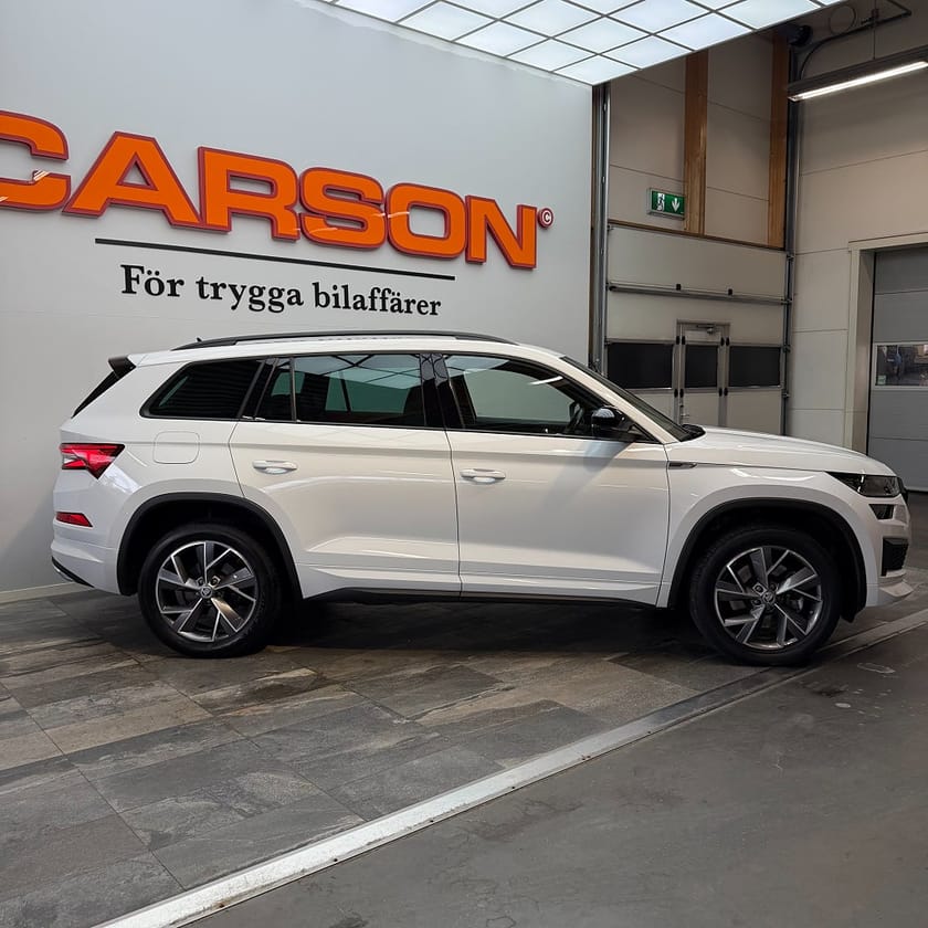 Bild 3 av Škoda Kodiaq Skoda 2.0 TSI 4x4 Sportline 7-Sits Backkamera Apple Värmare
