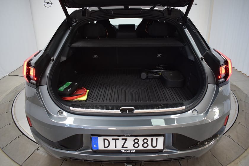 Bild 4 av Zeekr 001 100 kWh Privilege AWD | Luftfjädring | Massage | Pano