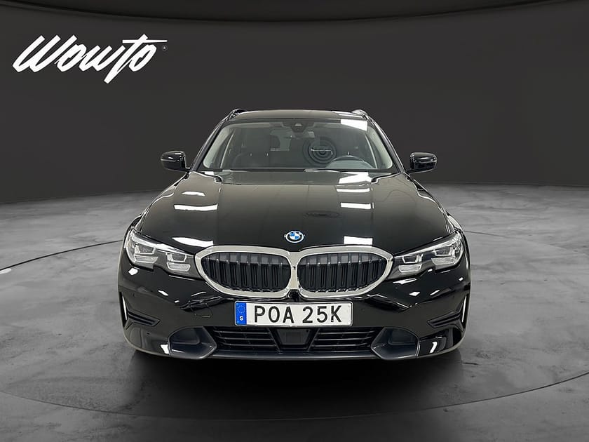 Bild 2 av BMW 330e xDrive Touring 330 292HK / Sportline / Dragkrok