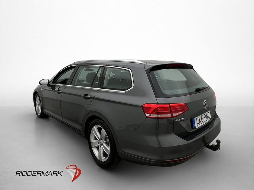 Bild 5 av Volkswagen Passat Sportscombi 1.6 TDI 120hk Kamera Adaptiv CarPlay Drag