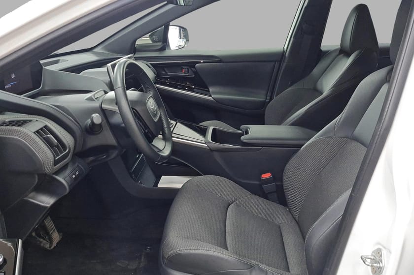 Bilde 4 av Toyota bZ4X AWD Active Tech - LED - Adaptiv cruise - Kamera +++
