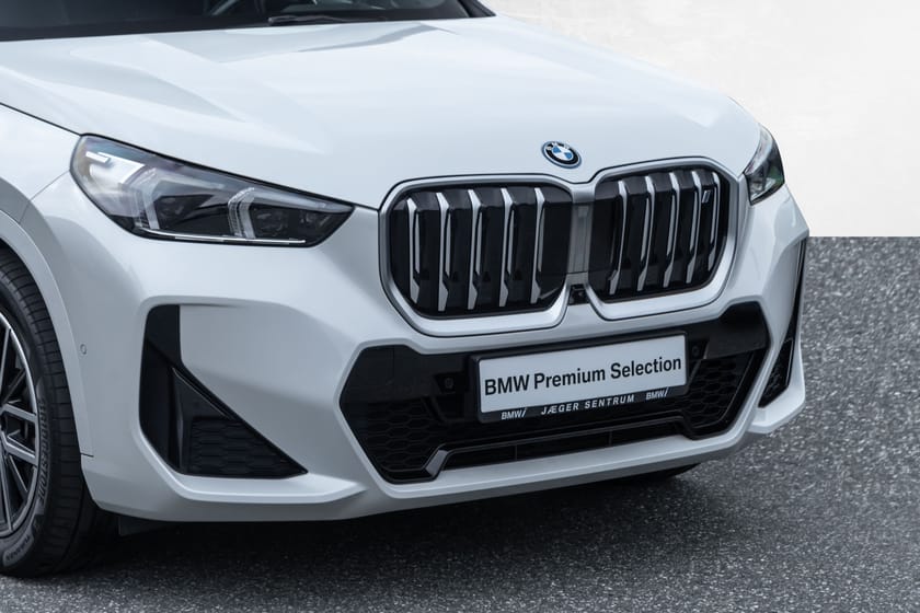 Bilde 2 av BMW iX1 xDrive30 Fully Charged M-Sport Pano A.Cruise H/K HUD