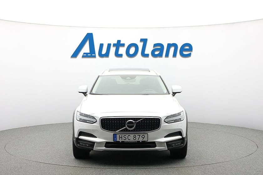 Bild 3 av Volvo V90 Cross Country D4 AWD Geartronic, Panorama, Carplay, Drag 190hk
