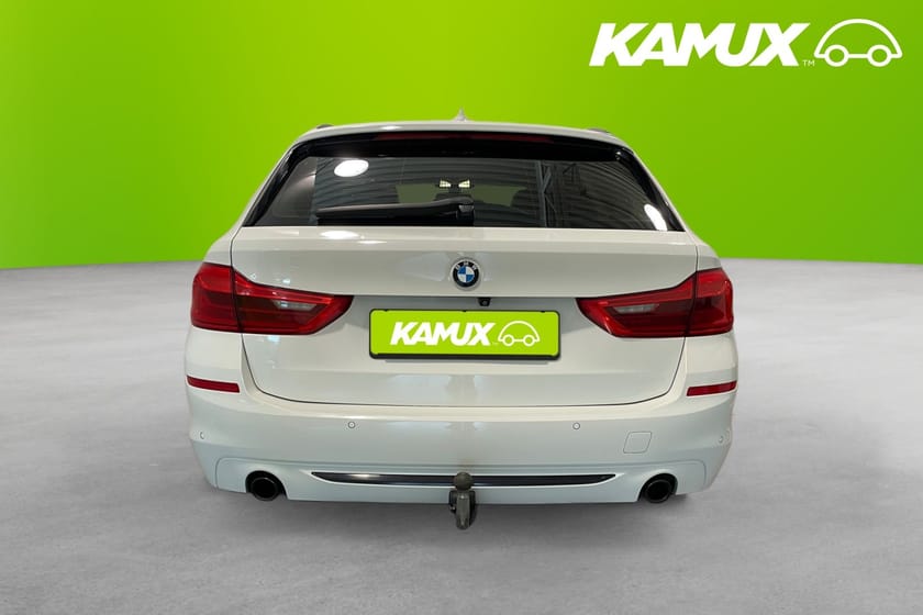 Bild 5 av BMW 520d Touring Sport line GRILL PÅ KÖPET! Backkamera Navi Drag Värmare 190hk