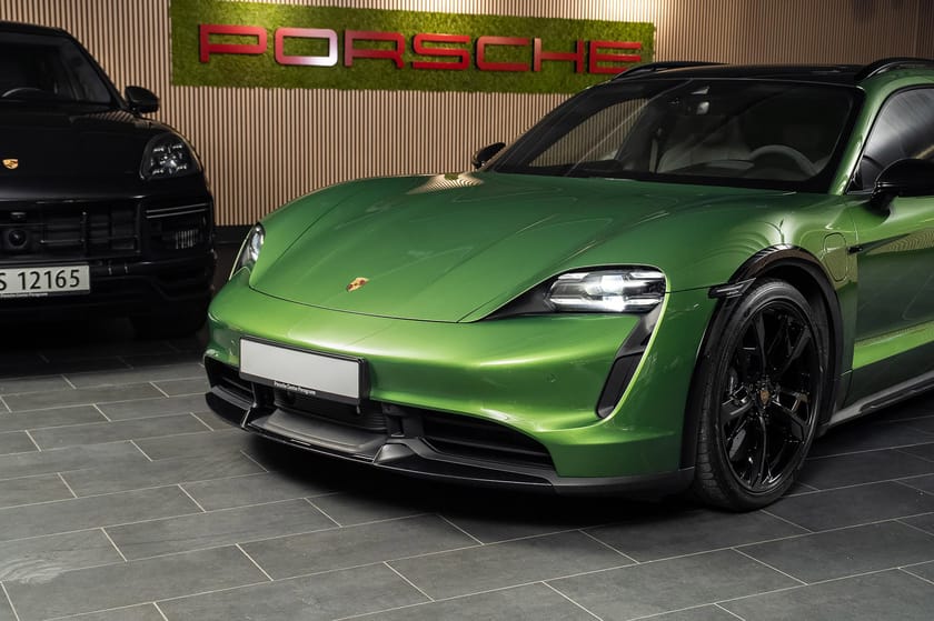 Bilde 2 av Porsche Taycan Turbo S Cross Turismo Burmester/NightView/Ventilasjon/22kWAC/Norsk+++