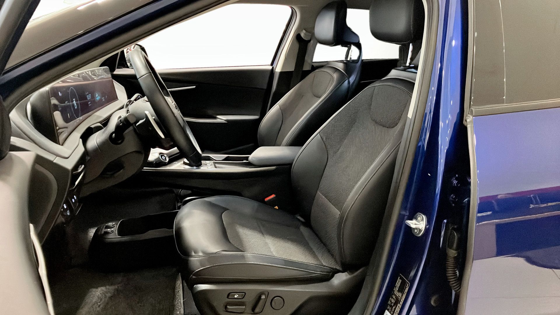 Kia EV6 RWD 2022, kuva 7/10