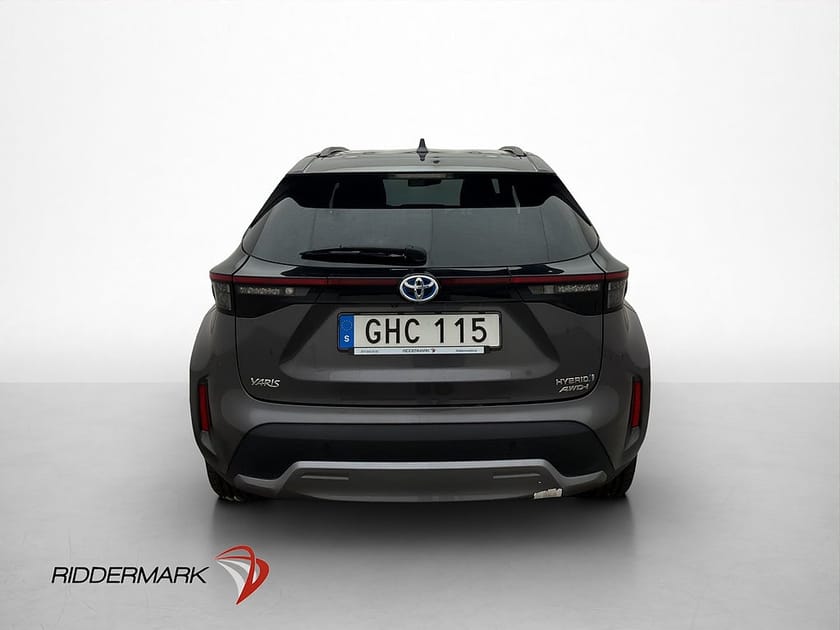 Bild 3 av Toyota Yaris Cross Hybrid AWD-i Adventure JBL HuD B-Kamera