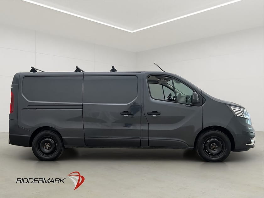 Bild 2 av Renault Trafic Skåpbil L2 Värmare Drag LED Kamera V-Inr CARPLAY Moms
