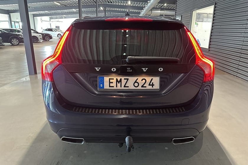 Bild 5 av Volvo V60 D4 Momentum Business Edition Pro Värmare Navi Drag Eu6