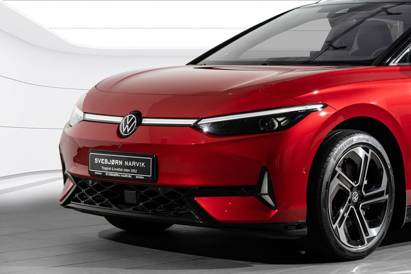 Bilde 2 av Volkswagen ID.7 GTX Tourer