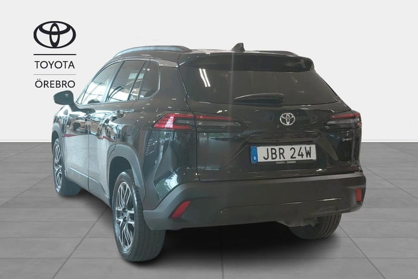 Bild 3 av Toyota Corolla Cross Hybrid 1.8 Style Vinterhjul