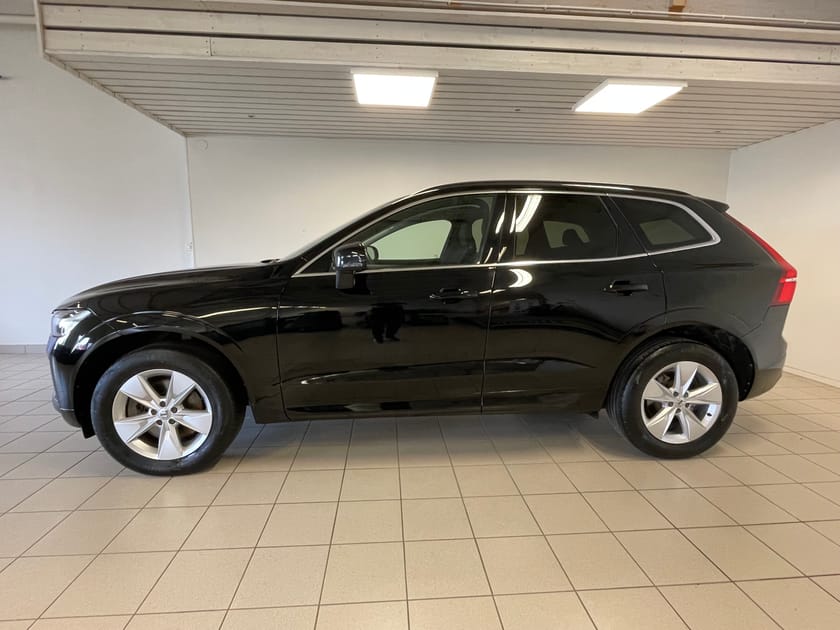 Bild 2 av Volvo XC60 B4 AWD Diesel Mom Advanced Edt II Drag