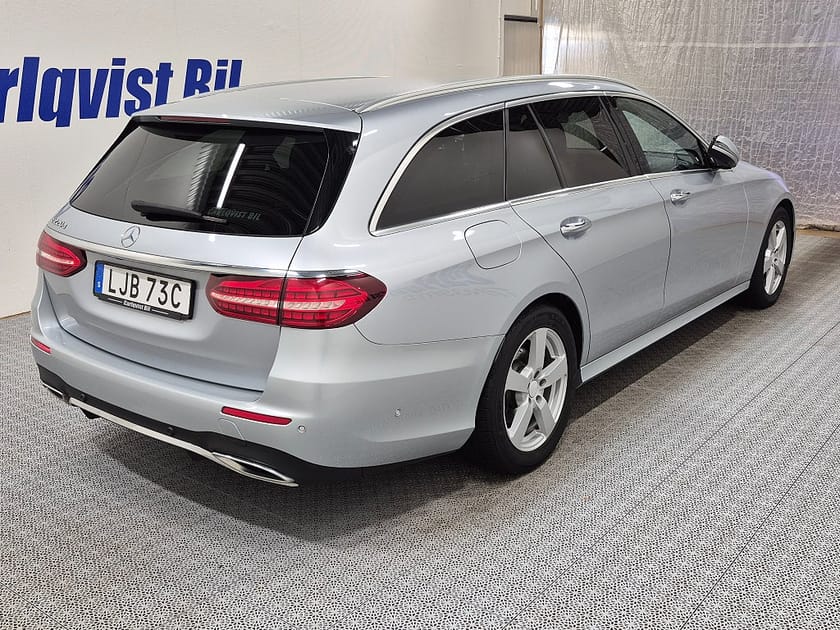 Bild 4 av Mercedes-Benz E 220 T d KOMBI AMG CDI 194HK