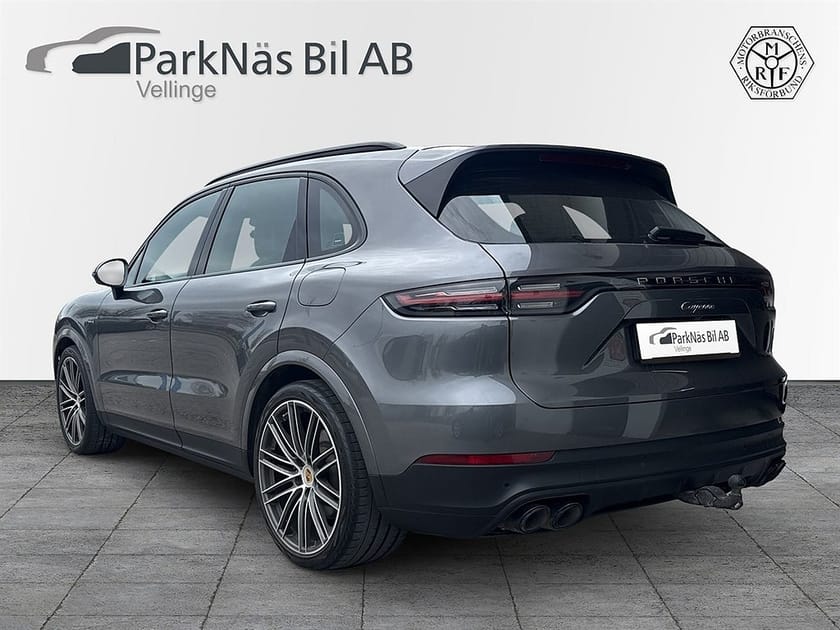 Bild 3 av Porsche Cayenne E-Hybrid S PANO NIGHTVISION