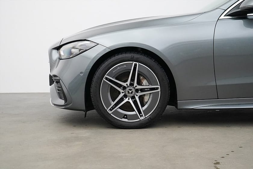 Bild 2 av Mercedes-Benz C 220 d 220d AMG-line / 200hk / RÄNTEKAMPANJ