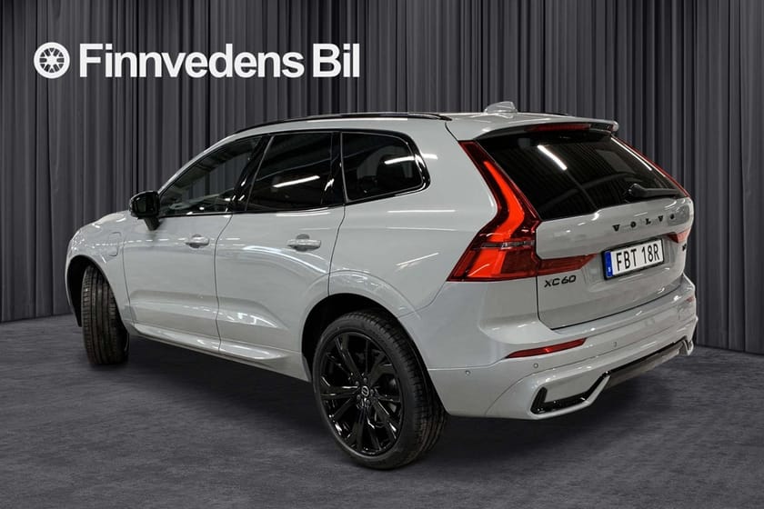 Bild 3 av Volvo XC60 T6 Plus Black Nordic Edition