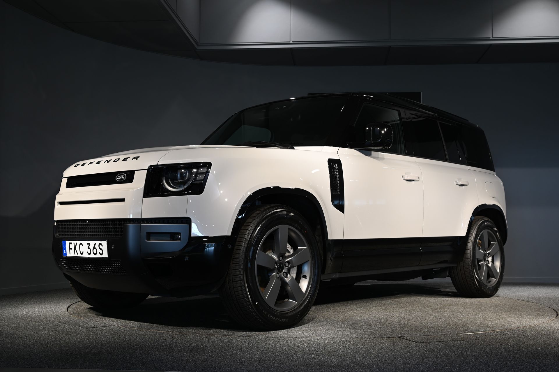 Land Rover Defender