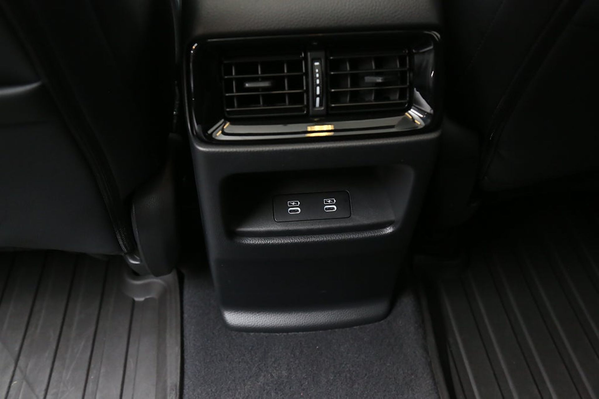 Honda CR-V e:PHEV 2024, bild 7/10