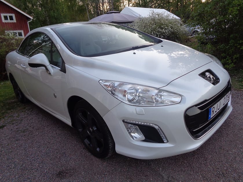 Bild 2 av Peugeot 308 CC 1.6 CAB/FÅ ÄG/FULLSERVAD/KANONSSKIKC/FINANS/INBYTE