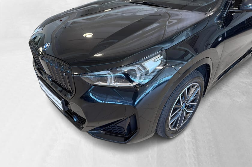 Bilde 3 av BMW iX1 xDrive30 Fully Charged ACC KROK DAB HUD 360