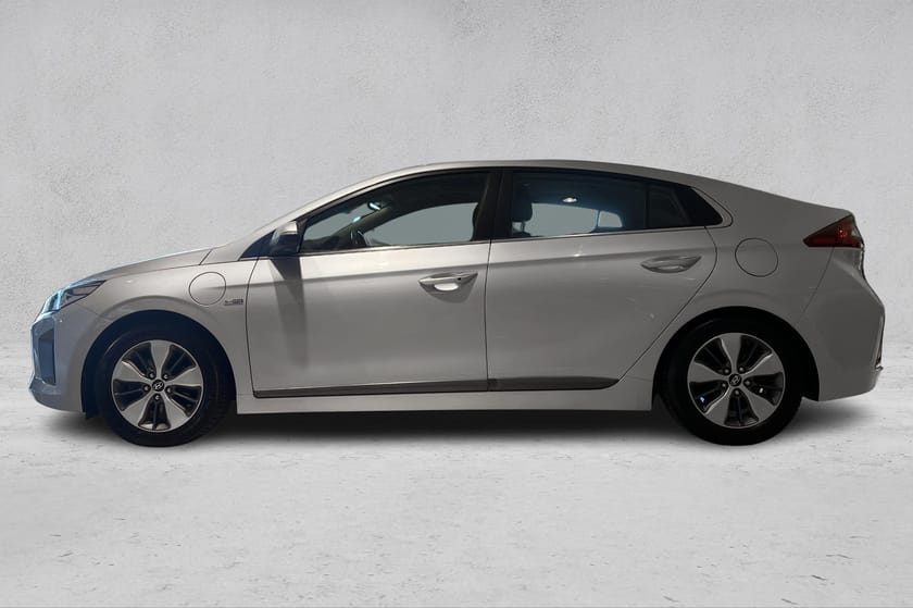 Bilde 2 av Hyundai Ioniq Plug-in Plug in Hybrid, Topputgave, Skinn, Soltak, Se km!